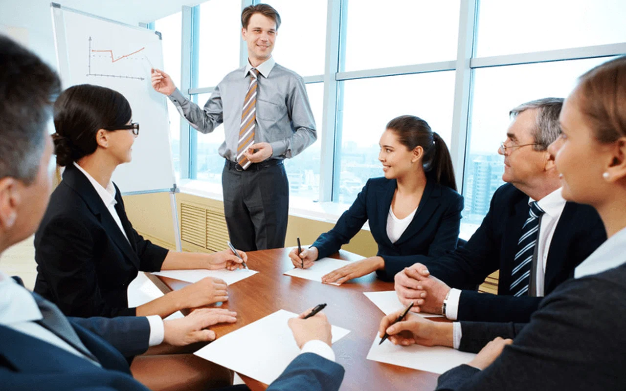 Nên kết hợp cả hai hình thức đào tạo training và mentoring doanh nghiệp